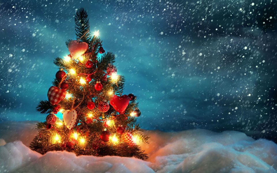 Download Christmas Tree wallpaper
