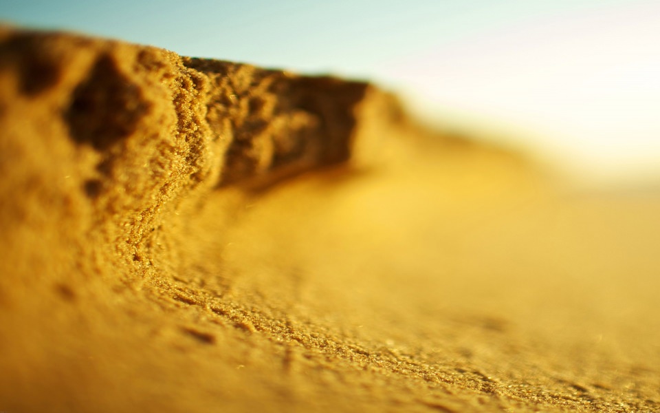 Download Golden Sand Wave wallpaper