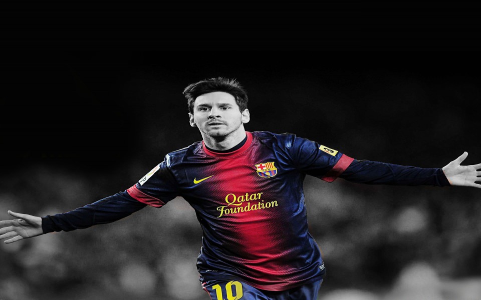 Download Lionel Messi Colored Shirt wallpaper