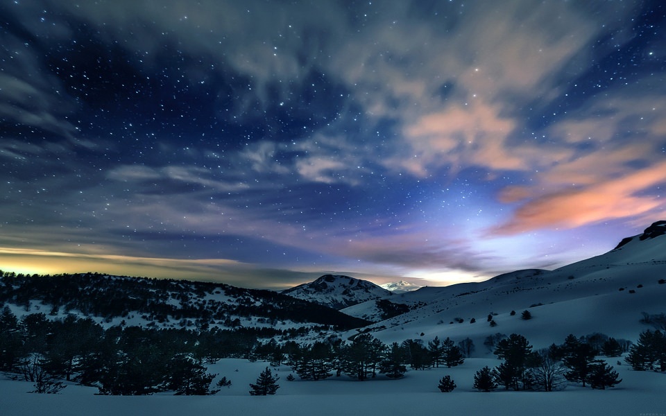 Download Moving Clouds On A Starry Night wallpaper