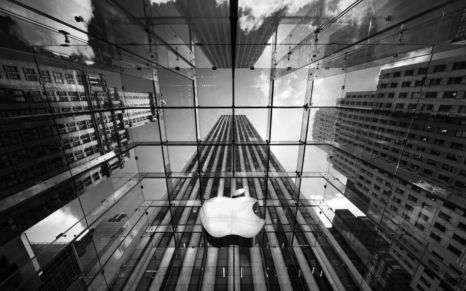 Download New York Fifth Avenue Apple wallpaper