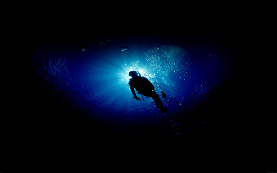Download Single Dark Man Dive wallpaper