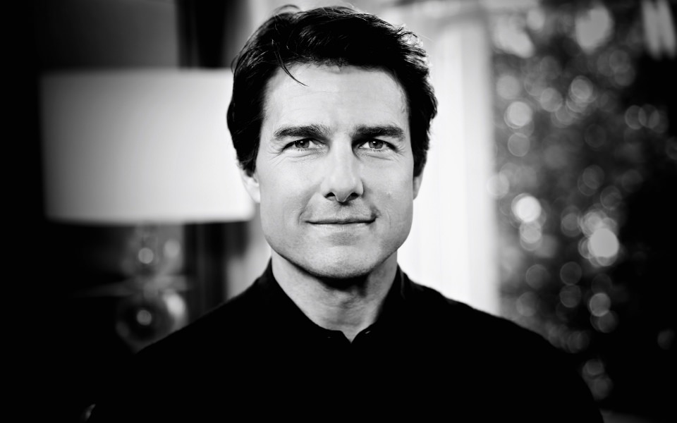 Download Tom Cruise Black And White Actor wallpaper