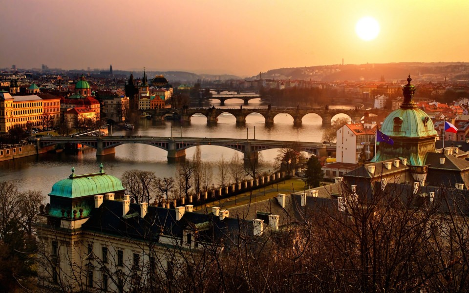 Download Vltava River In Prague wallpaper