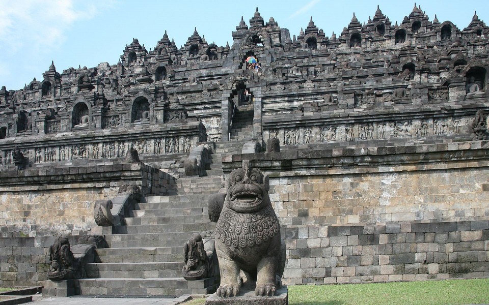 Download Buddhist Temple Of Borobudur Indonesia Wallpapers wallpaper