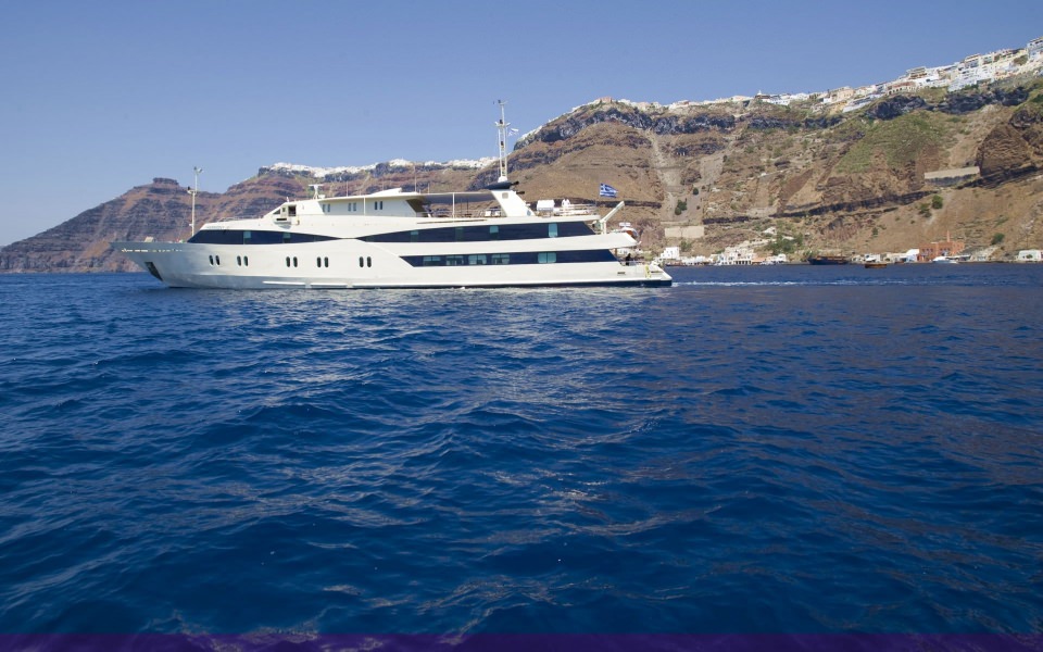 Download Yacht cruising in the Cyclades wallpaper
