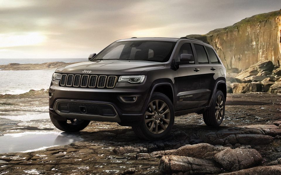 Download 2016 Jeep Grand Cherokee 75th Anniversary Wallpapers wallpaper