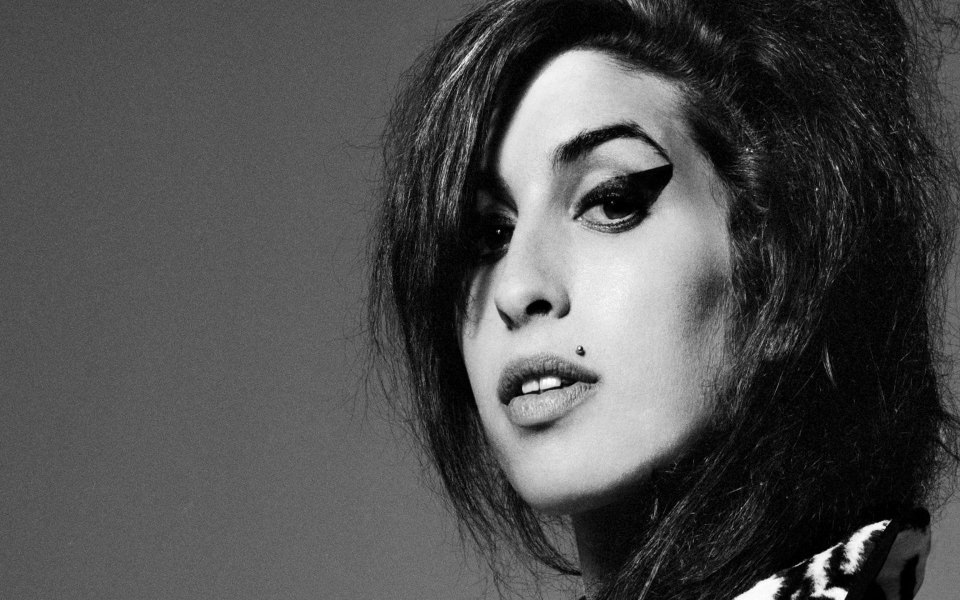 Download Amy Winehouse Wallpapers High Quality wallpaper