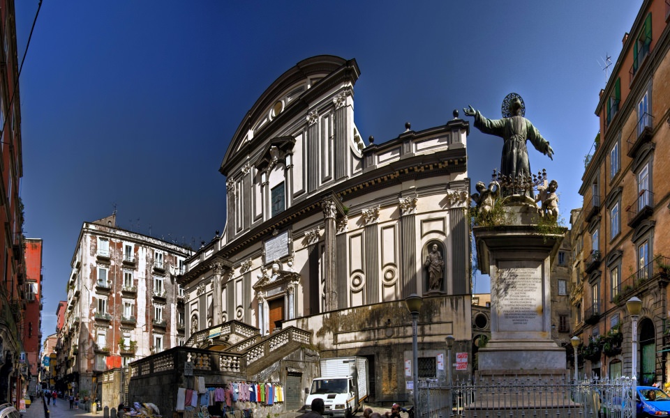 Download Basilica di San Paolo in Naples wallpaper