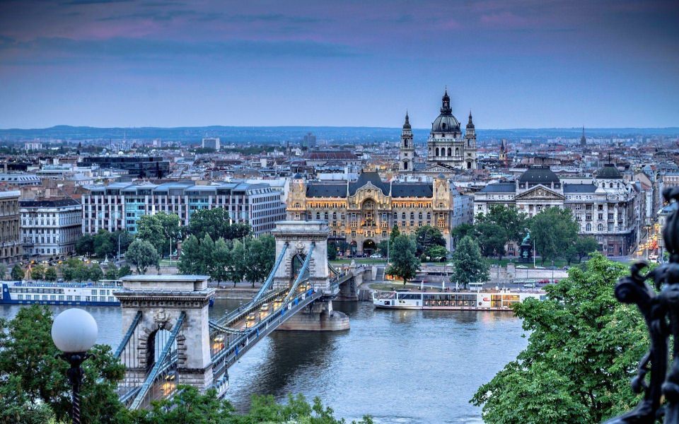 Download Chain Bridge Budapest Hungary wallpaper