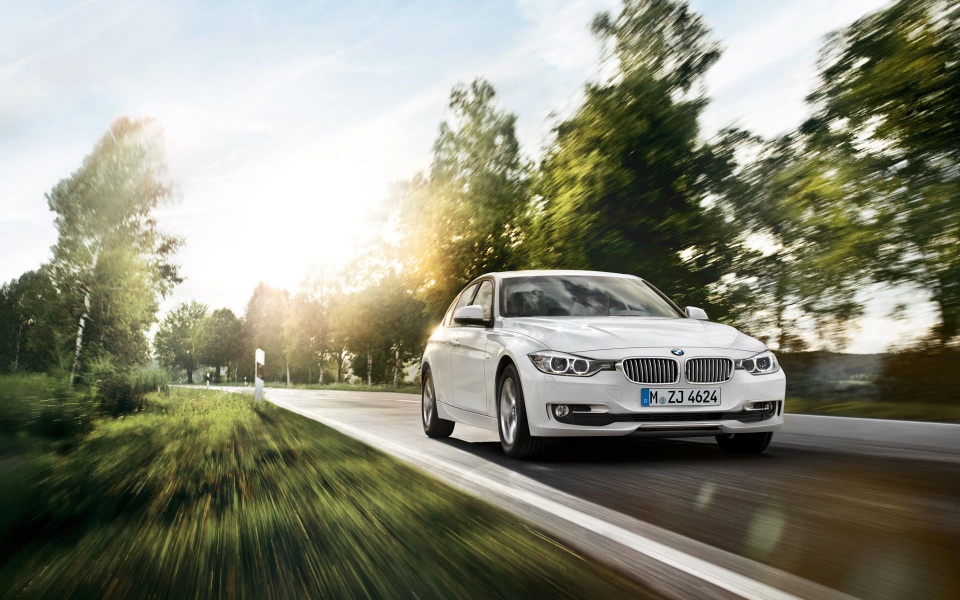 Download Cool BMW 3 Series wallpaper
