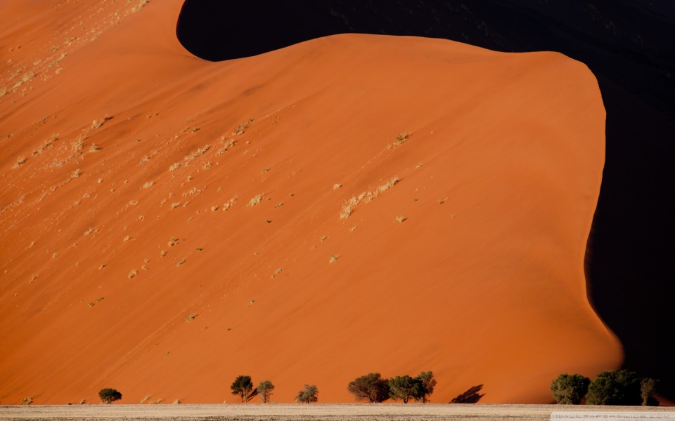 Download Desert Dunes Sesriem Sossusvlei 4K wallpaper