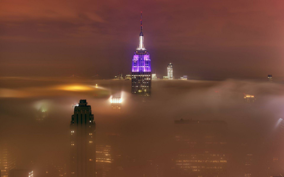 Download Empire state foggy Wallpapers wallpaper