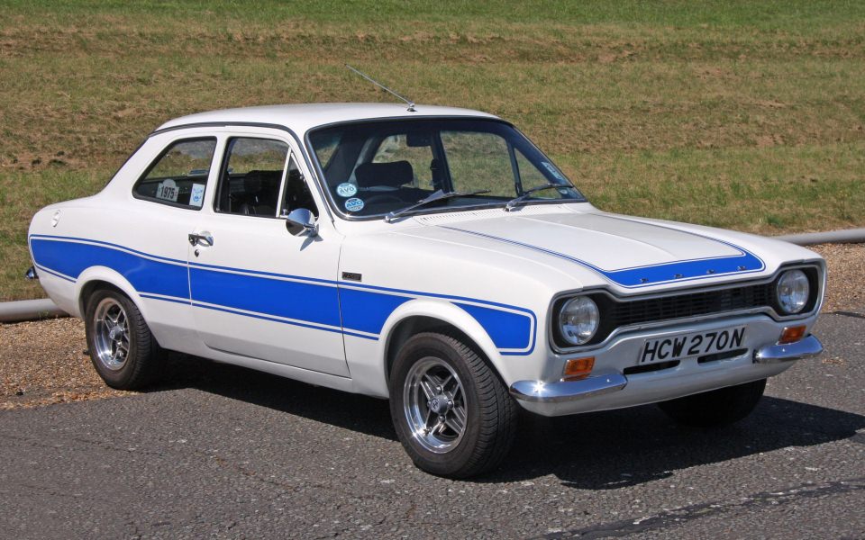 Download Ford Escort Photos and Wallpapers wallpaper