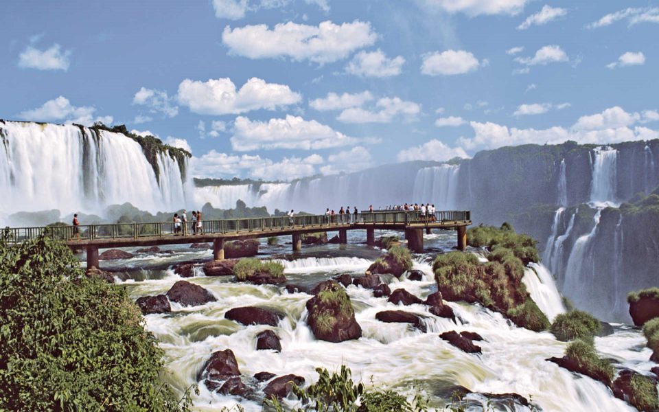 Download Iguau Falls Holidays wallpaper