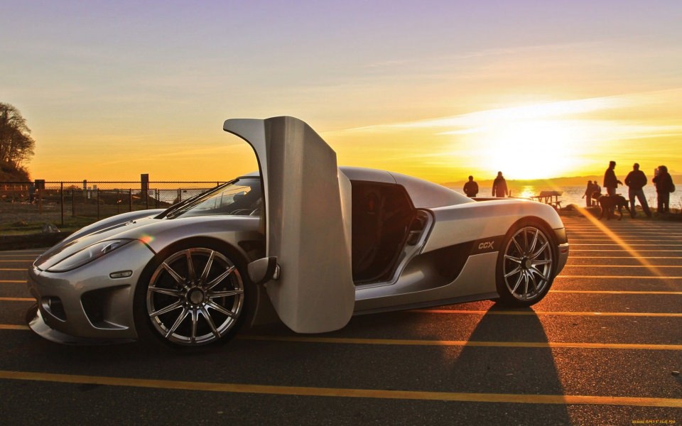 Download Koenigsegg CCX supercar silver wallpaper