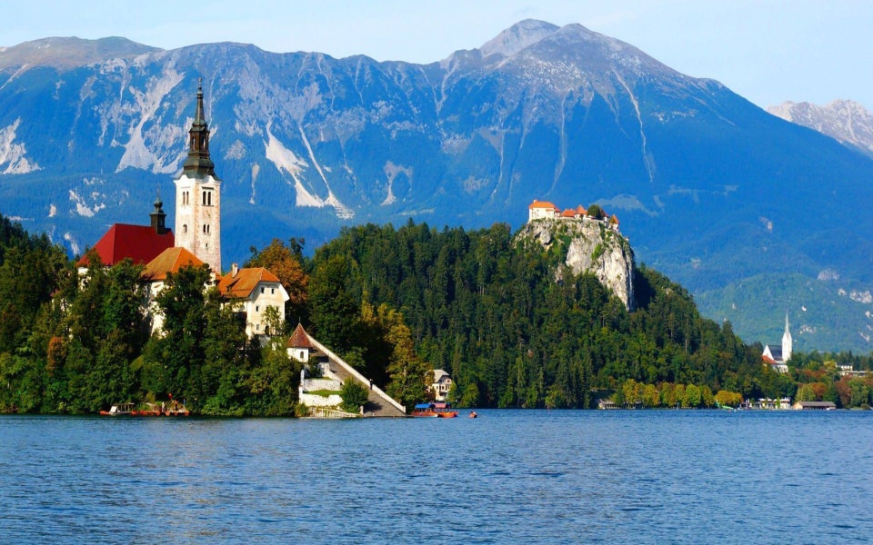 Download Lake Bled Slovenia Wallpapers wallpaper