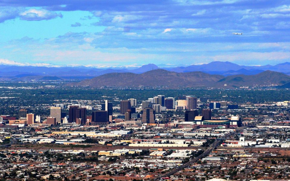 Download Living and Working in Arizona wallpaper