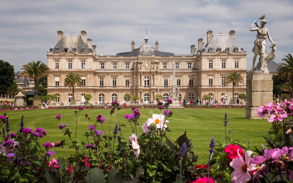 Download Luxembourg Palace HD Wallpapers wallpaper