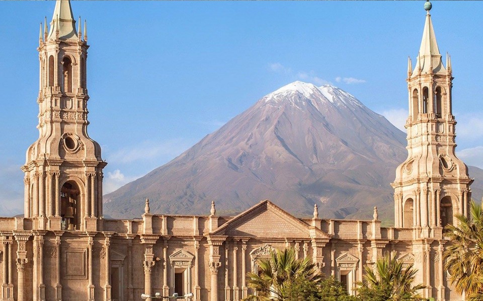 Download MT 19 Arequipa The White City wallpaper