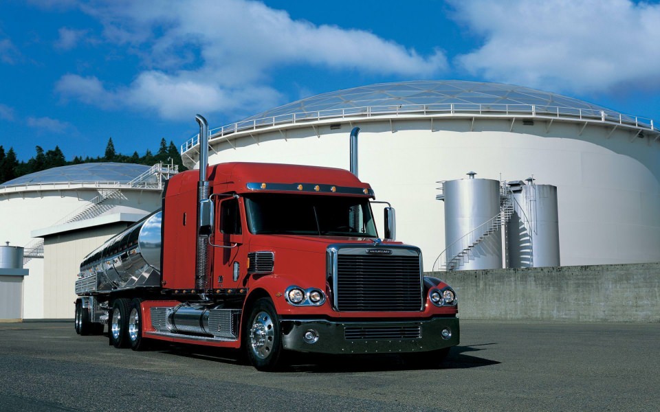 Download Photo Trucks Freightliner Trucks Cars wallpaper