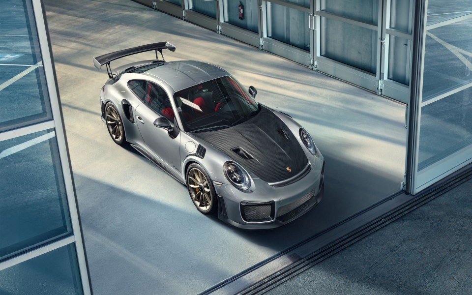 Download Porsche 911 GT2 RS 4K wallpaper