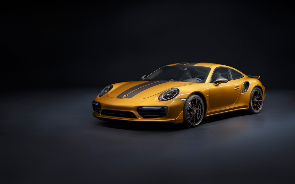 Download Porsche 911 Turbo S Exclusive Series wallpaper