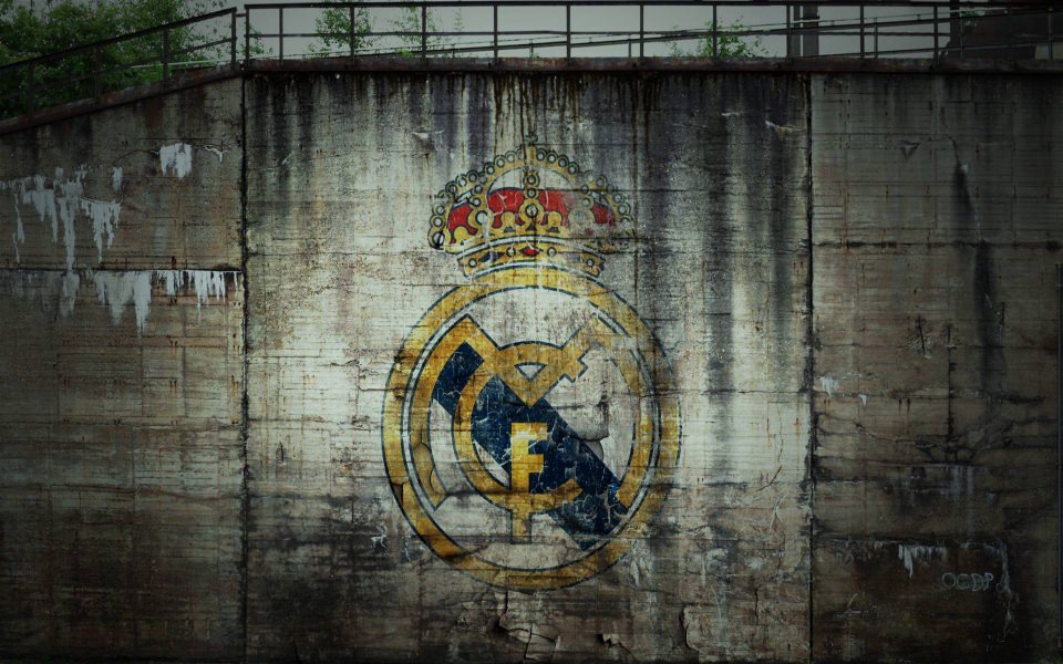 Download Real Madrid Logo 2016 Football Club wallpaper
