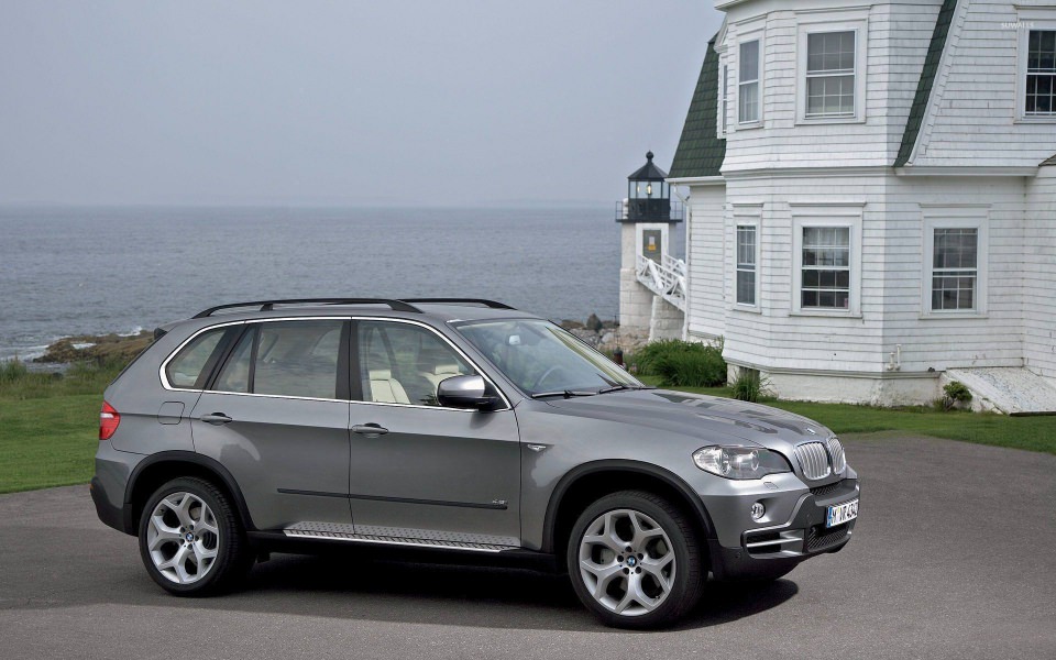 Download 2007 BMW X5 For iPhone wallpaper