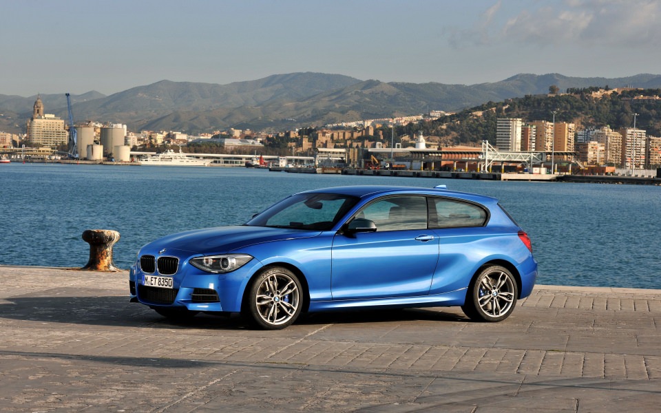 Download BMW 2012 M135i F21 Blue Wallpapers in 4K 2020 wallpaper