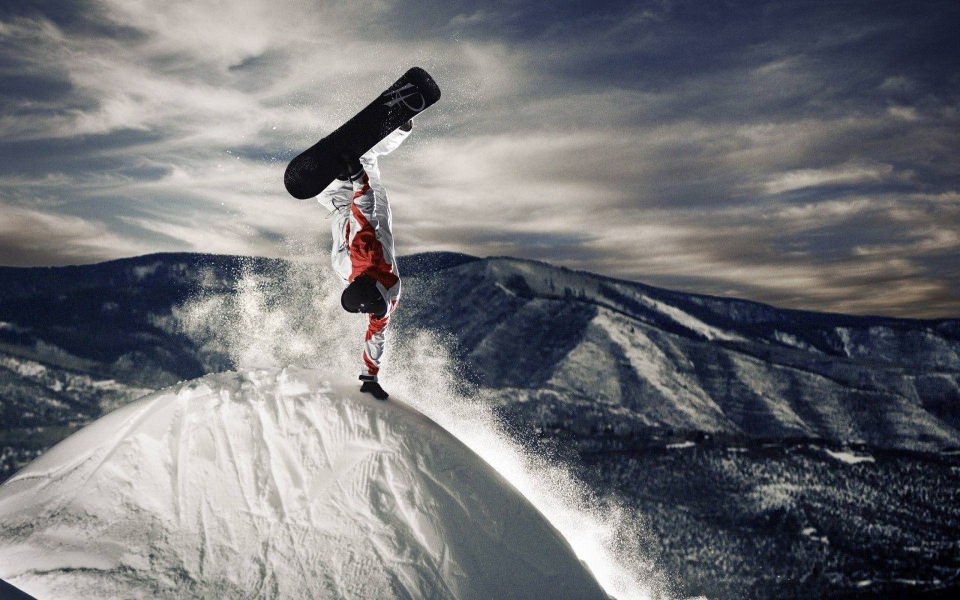 Download Extreme snowboarding Wallpapers wallpaper