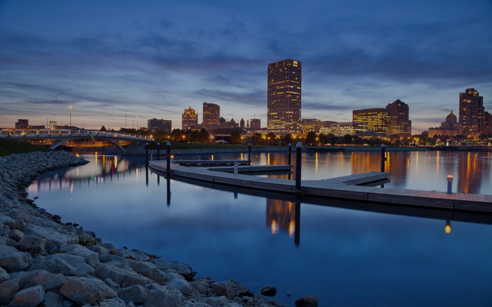 Download Milwaukee City Pictures 2020 wallpaper