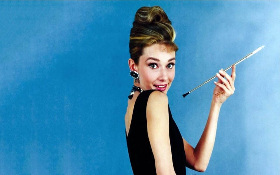 Download Audrey Hepburn 2020 4K wallpaper
