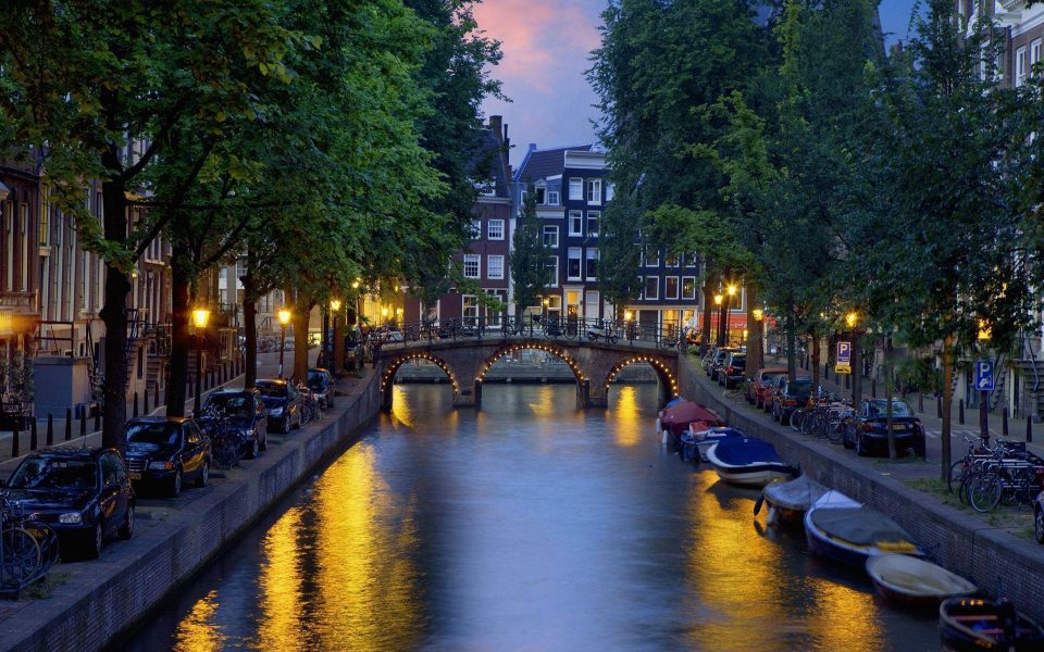 Download Beautiful Amsterdam In 4k 2020 wallpaper