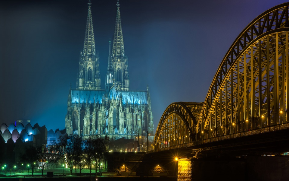 Download Cologne Cathedral HD 4K wallpaper