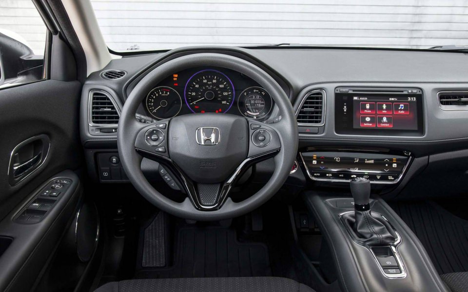Download Honda HR V 2020 4K wallpaper