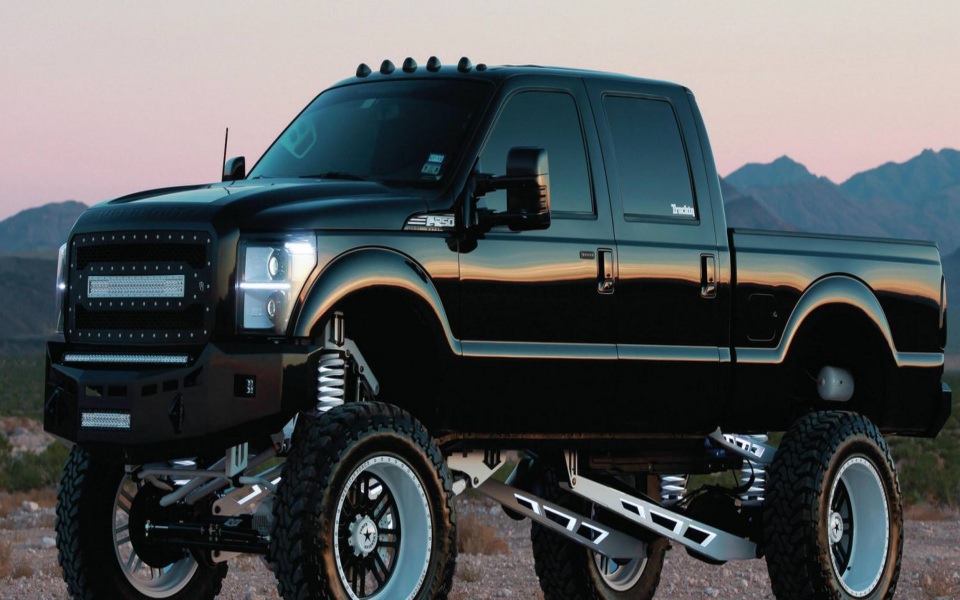 Download Lifted Truck Black 4K wallpaper
