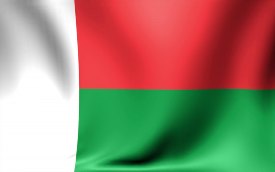 Download Madagascar Flag 4K 2020 wallpaper
