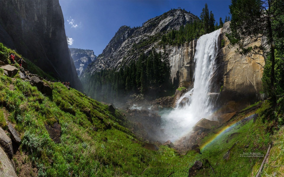 Download Vernal Fall Yosemite wallpaper