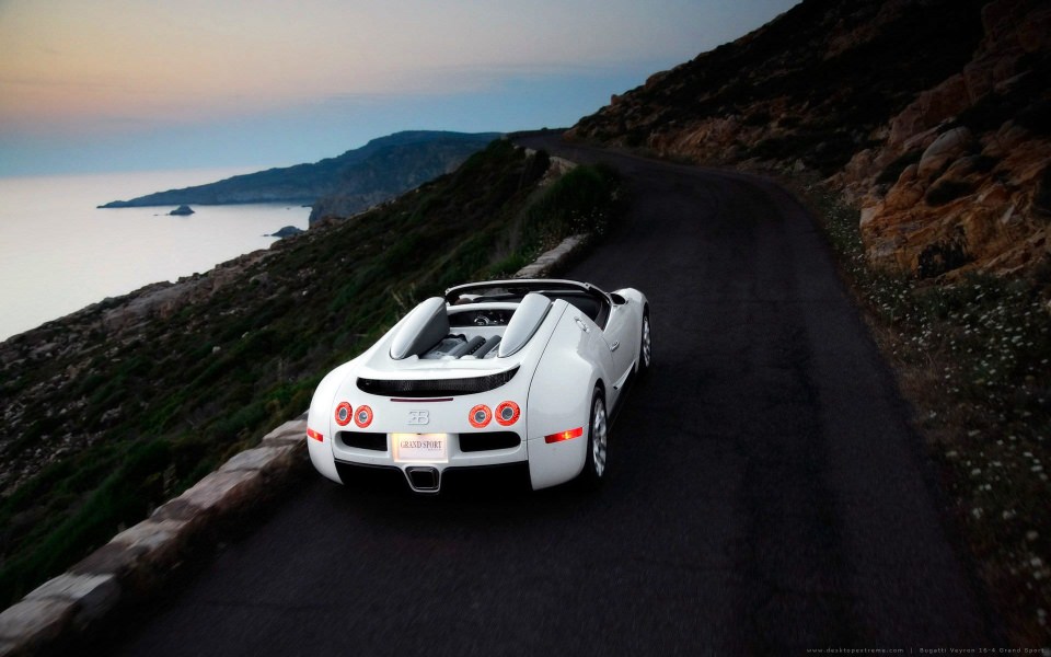 Download Bugatti Veyron 2020 wallpaper