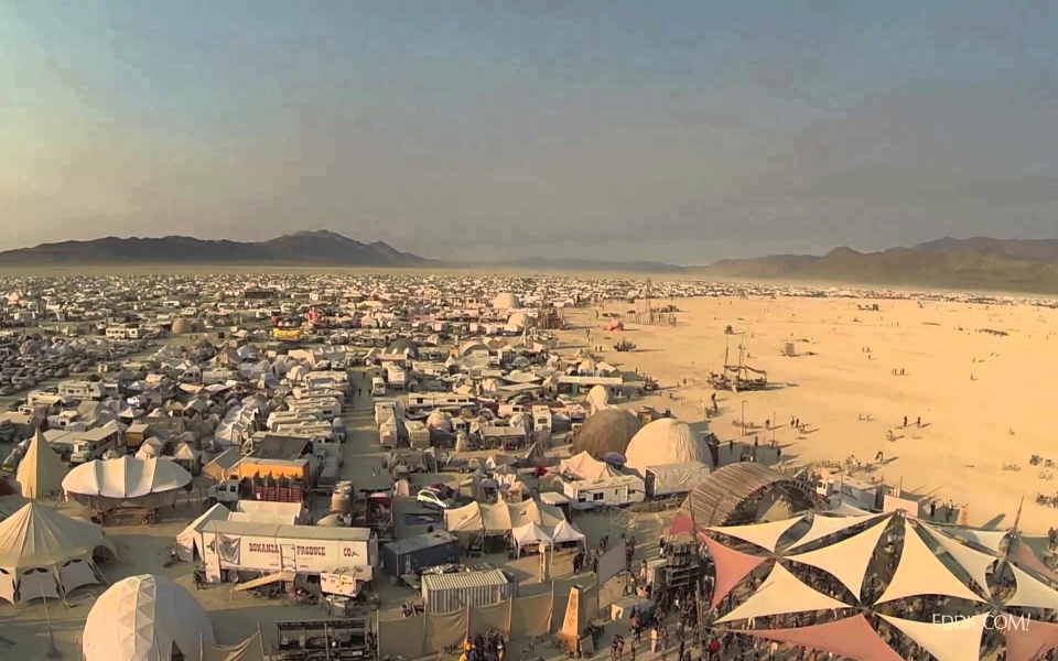 Download Burning Man Festival HD 4K 8K iPhone Mac Mobile wallpaper