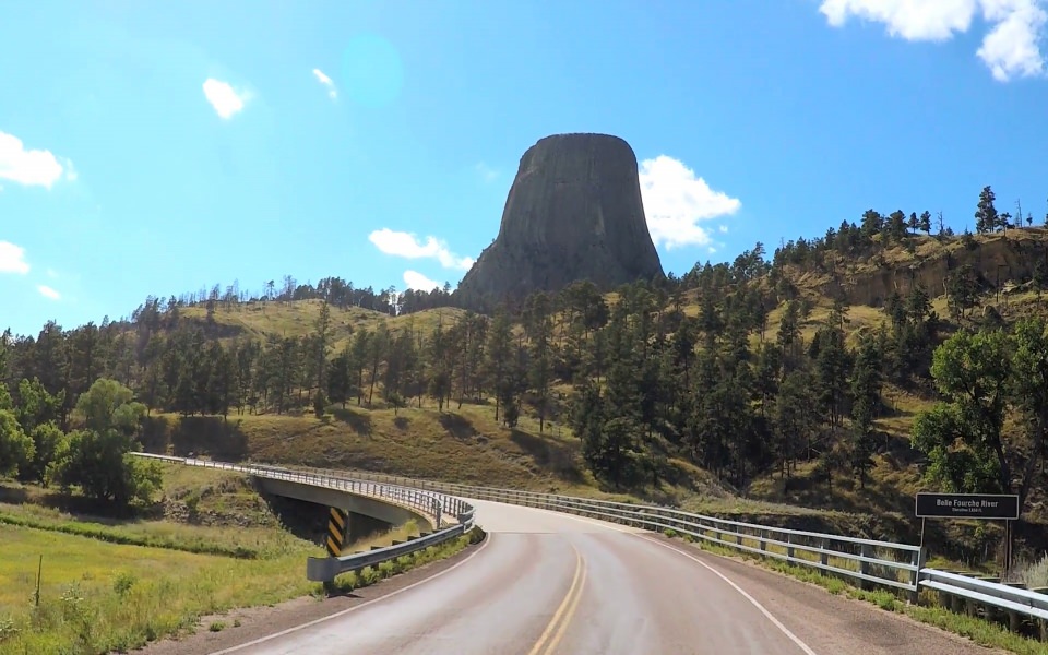 Download Devils Tower a National Monument Wyoming 2020 4K HD wallpaper