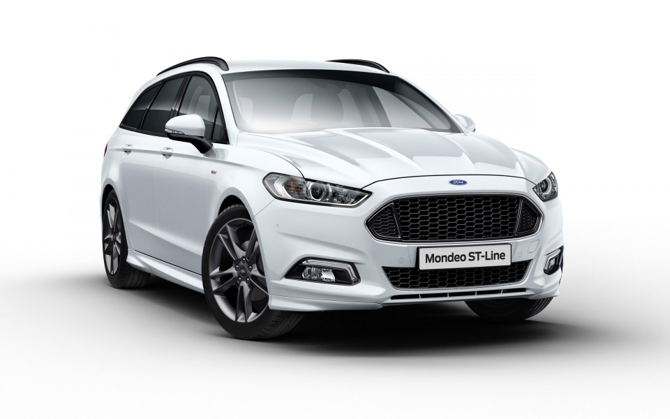 Download Ford Mondeo ST 2020 4K wallpaper