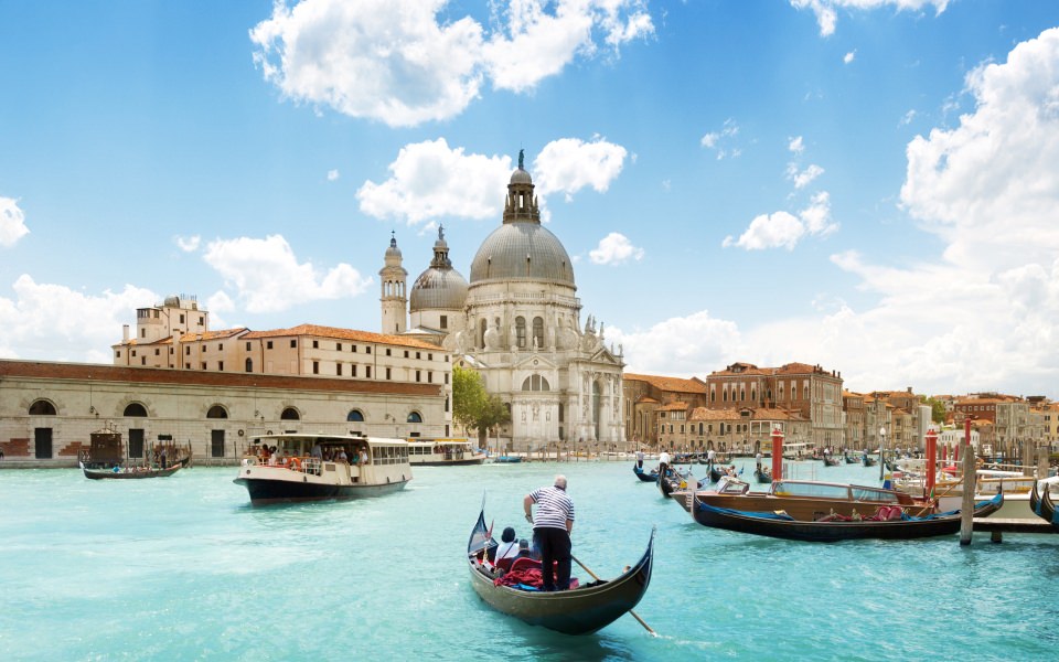 Download Grand Canal Venice 4K Ultra HD wallpaper