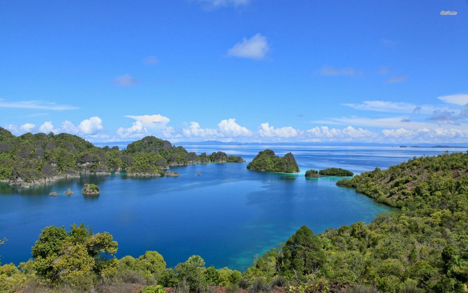 Download Raja Ampat Islands 4K HD iPhone 2020 Desktop Tablets wallpaper