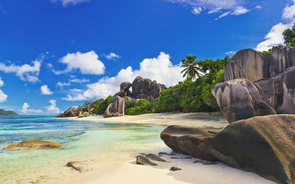 Download Seychelles 4K HD wallpaper