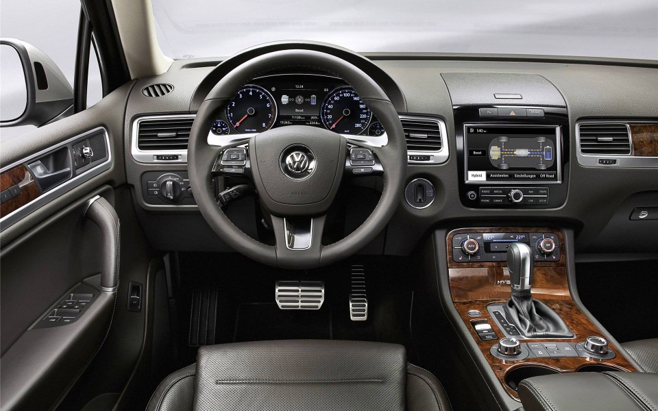 Download Volkswagen Interior HD 8K 2021 wallpaper