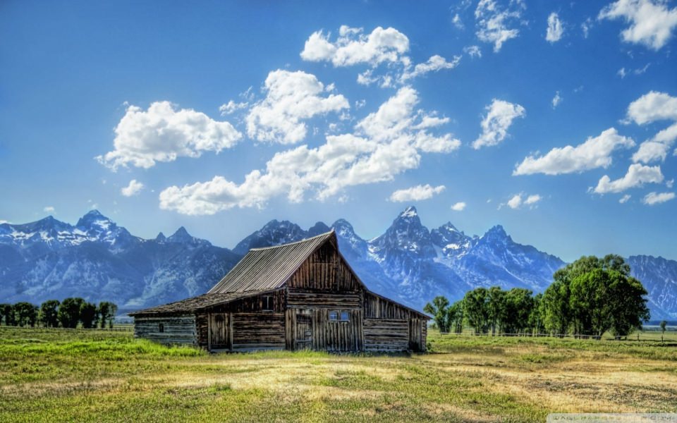 Download Wyoming Landscape 4K HD Desktop wallpaper