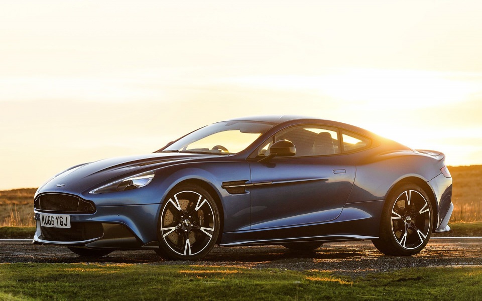 Download Aston Martin Vanquish 5K Free Download For Mobile PC Full HD Images wallpaper