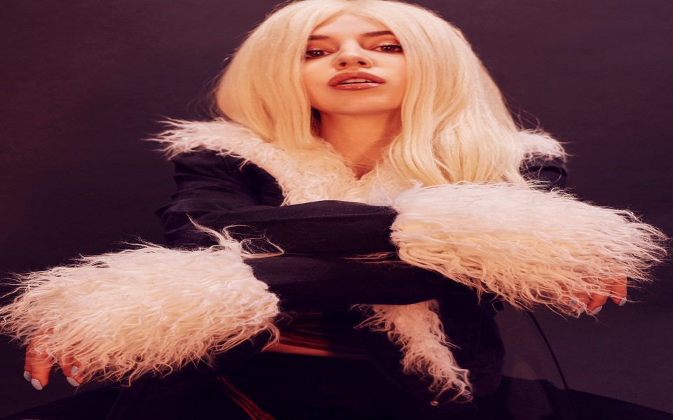 Download Ava Max Ultra HD 5K iPhone PC Free Images Pictures Download wallpaper